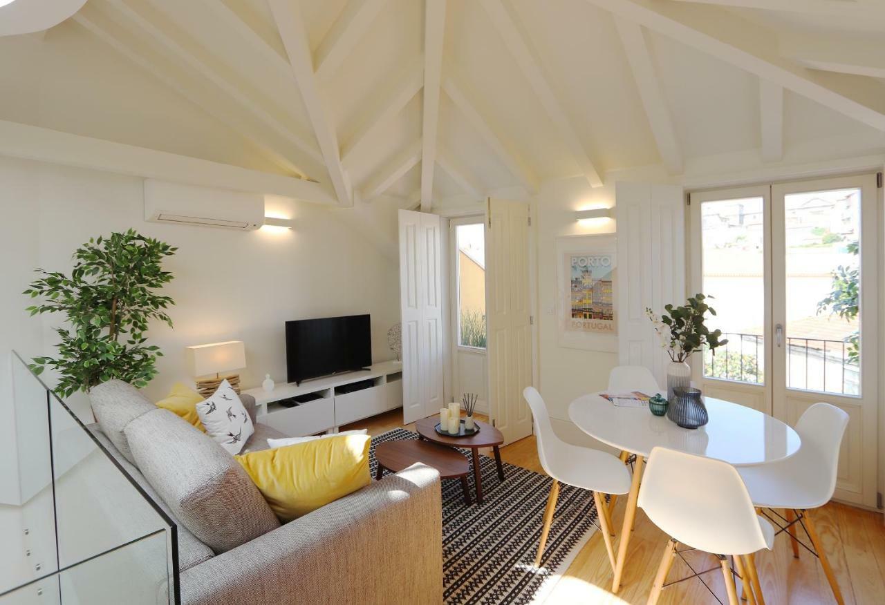 Hm - Flores Skylight Porto Luaran gambar