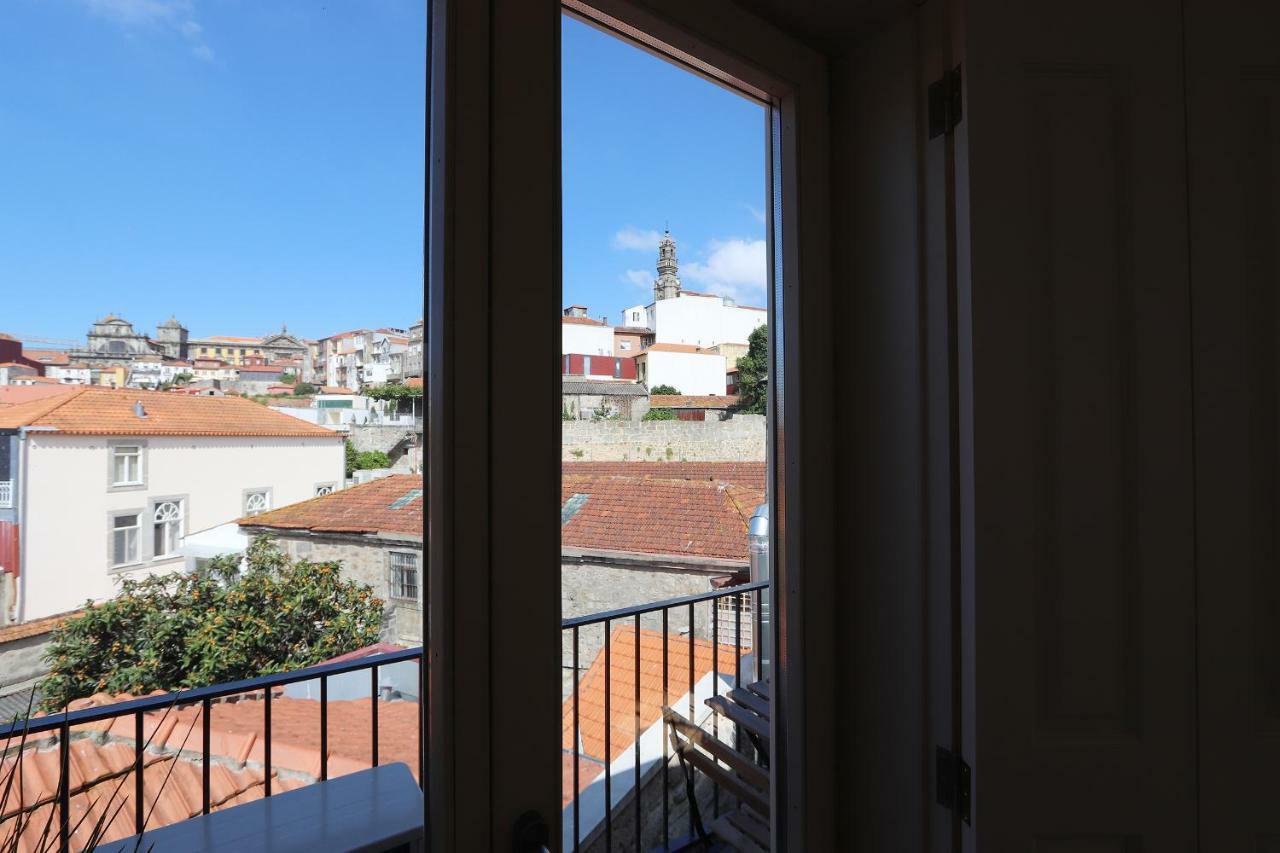 Hm - Flores Skylight Porto Luaran gambar