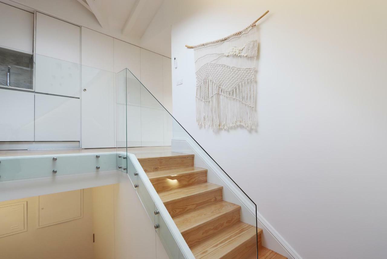 Hm - Flores Skylight Porto Luaran gambar